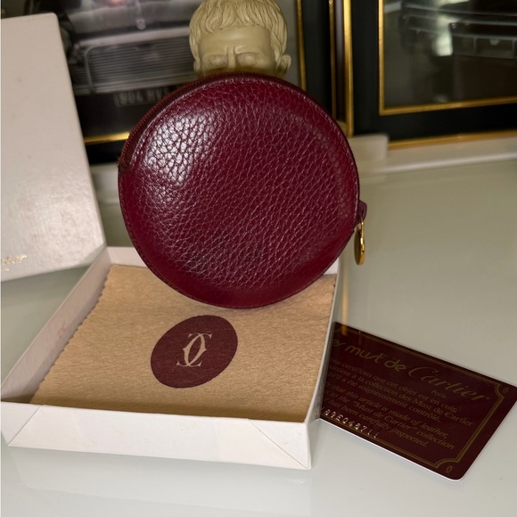 Authentic Cartier Burgundy Leather Coin Pouch with the box and authenticity card - Picture 2 of 8